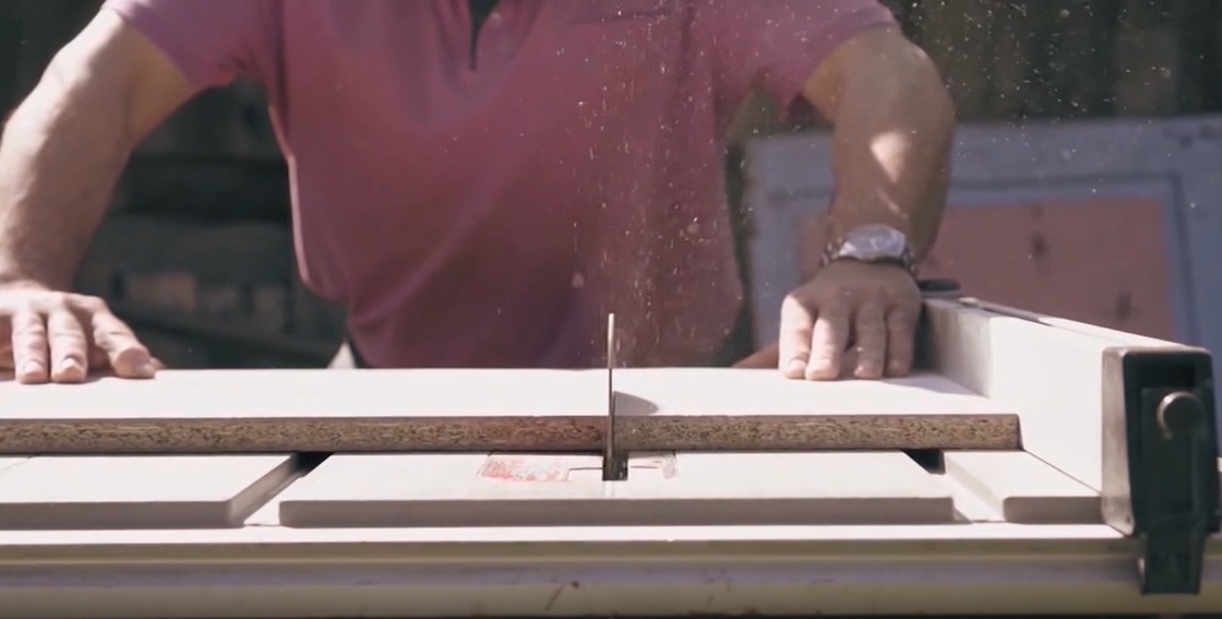 hand-and-power-tools-table-saws-table-saw-mechanics